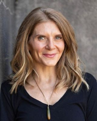 Photo of Allison Fox, Psychiatric Nurse Practitioner, MSN, PMHNP, FNP