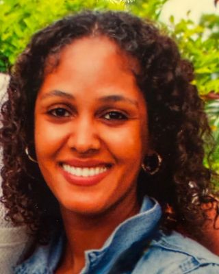 Photo of Rebecca Allen, Marriage & Family Therapist Associate, MA, AMFT