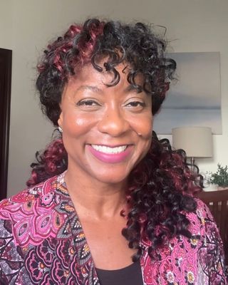 Photo of Roshelle Johnson, Licensed Professional Counselor, MA, LPC, LISAC, BHP