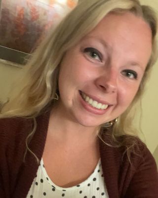 Photo of Erin Hanson, Clinical Social Work/Therapist in 52003, IA