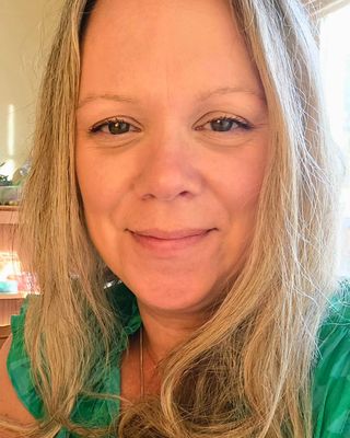 Photo of Jennifer Hakola, Art Therapist, RCS, RCAT, MA