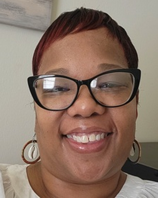 Photo of Jayyidah Clarke, Clinical Social Work/Therapist