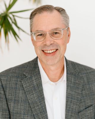 Photo of Kevin Salkil, Marriage & Family Therapist, MMFT, LMFT