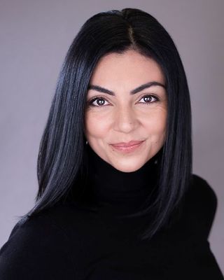 Photo of Maria Alconero, Registered Provisional Psychologist, MA, MACP, CDMP