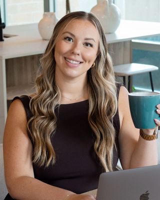 Photo of Alana Brinson, Registered Psychotherapist