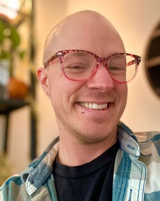 Photo of Kian Leggett, Clinical Social Work/Therapist, LICSW, SMMHS