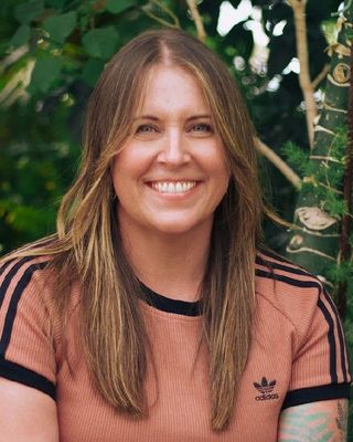 Photo of Laura Rosier, Licensed Social Worker, MSW, LGSW