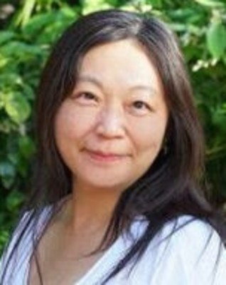 Photo of June Lin-Lee, Marriage & Family Therapist