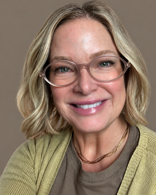 Photo of Lesley Conway, Clinical Social Work/Therapist, LCSW