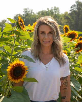 Photo of Devon Whitney Frontczak, Clinical Social Work/Therapist, LMSW