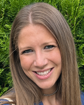 Photo of Leah Zachter, Marriage & Family Therapist, LMFT