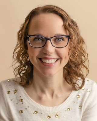 Photo of Chloe Silm, Clinical Social Work/Therapist, LMSW-C