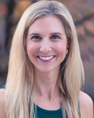 Photo of Jenna Stark, Clinical Social Work/Therapist, MSSW, LCSW, LICSW