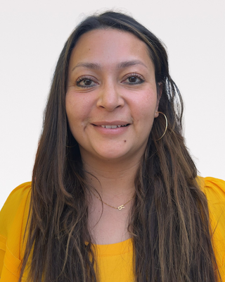 Photo of Rebeca Aceret, Marriage & Family Therapist, LMFT