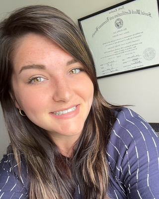 Photo of Jessica Owens, LCSW Associate, LCSWA