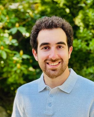 Photo of Ari Boublil, Counsellor, MACP, RCC