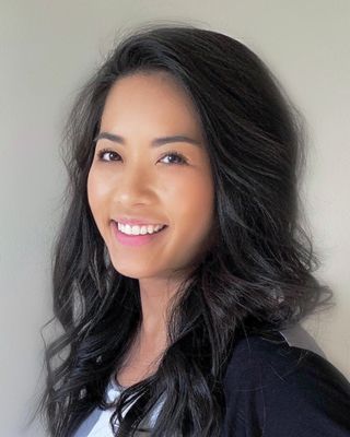 Photo of Lindsay Dye, Counselor, MA, LMHC, NCC