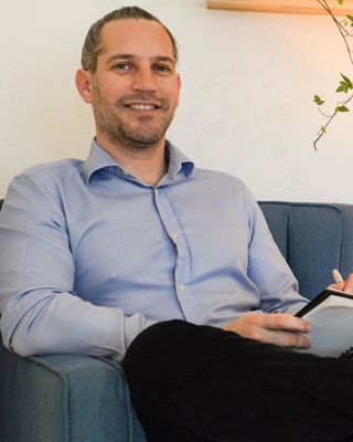 Photo of Douglas Liddell, Psychiatrist, Dr.med.