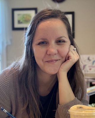 Photo of Stephanie Kurtyka, Art Therapist, LCPAT, LCPC, ATR-BC®