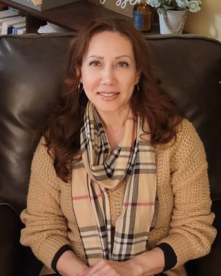 Photo of Elizabeth Gomez, Associate Clinical Social Worker, ACSW
