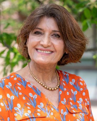 Photo of Rosa Fakhrai, Licensed Clinical Professional Counselor, LCPC, NCC