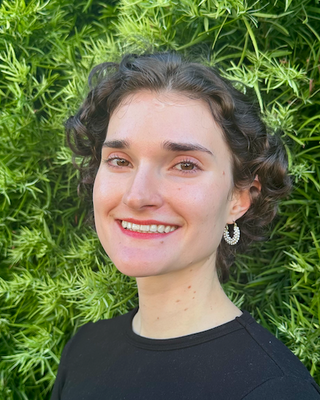 Photo of Kendra Lewis, Associate Clinical Social Worker, ASW, DBT, IFS