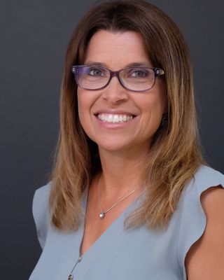Photo of Jackie Holmes, Licensed Professional Clinical Counselor in Bakersfield, CA