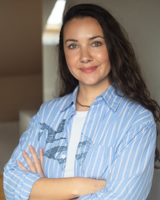 Photo of Dr Raphaelle Dusoulier, Psychologist, HCPC - Clin. Psych.