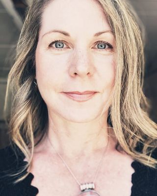 Photo of Leigh Alexandra Kankewitt, Counsellor, MC, RCC