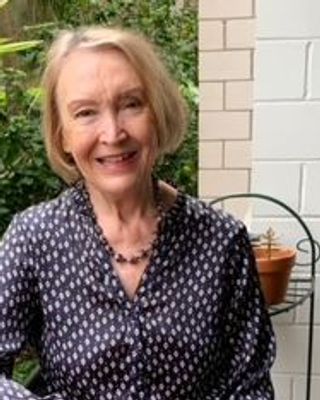 Photo of Helen Sharwood, Psychologist, MA, MAPS