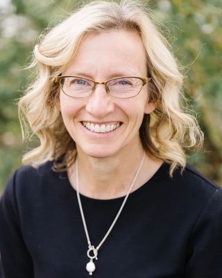 Photo of Trisha Weeks, Marriage & Family Therapist, PhD, LCSW
