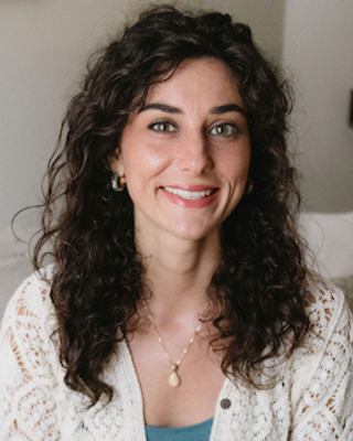 Photo of Erin Bachus, Licensed Professional Counselor, MS, LPC, RM