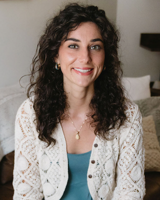 Photo of Erin Bachus, Pre-Licensed Professional, PLPC