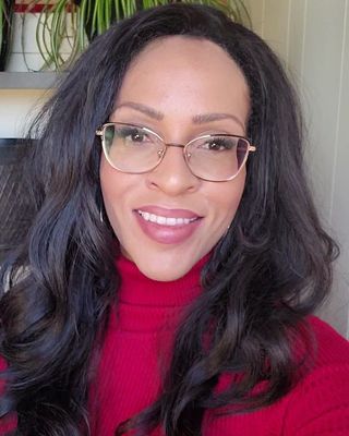 Photo of Keli Brown, Counsellor, MPCC, CT, BA Pych