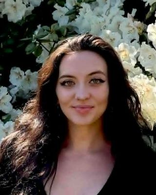 Photo of Victoria Elise Steelman, Clinical Social Work Associate, CSWA, MSW