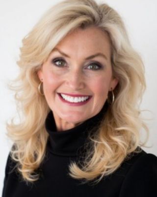 Photo of Robin Fleischer, Licensed Professional Clinical Counselor