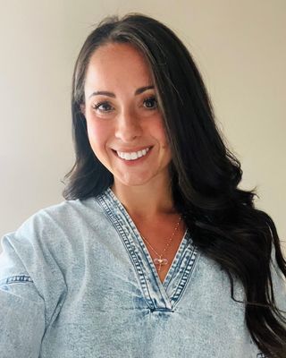 Photo of Nicolette Illiano, MHC-LP