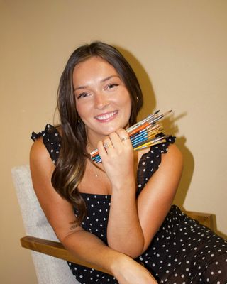 Photo of Sarah Woods, Art Therapist, ATR-P