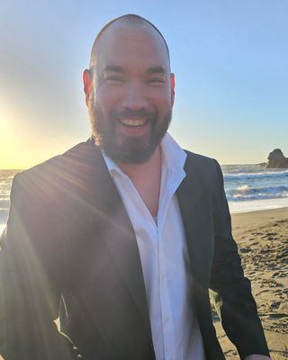 Photo of Ryan Christopher Thom, Marriage & Family Therapist, LMFT