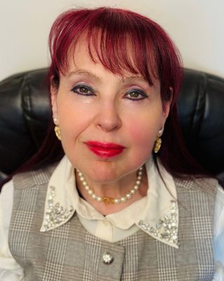 Photo of Dr. Lana Grinev, Clinical Social Work/Therapist, LCSW-R, M-CASAC, SAP/SAE, CPHQ, CCM/DSW