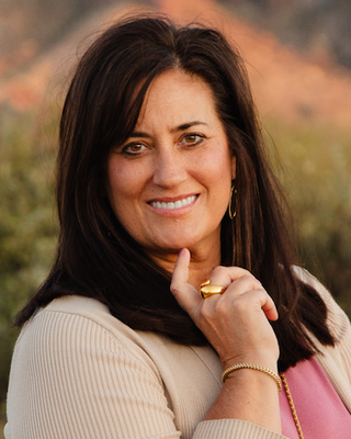 Photo of Loreen E Pearson, Pre-Licensed Professional, BS