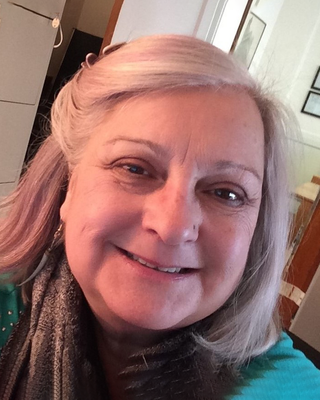 Photo of Lisa Foster, Clinical Social Work/Therapist, LICSW