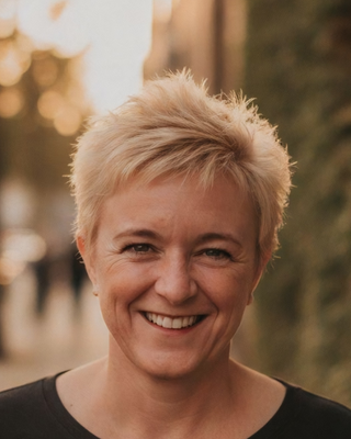 Photo of Robin Miasek, Clinical Social Work/Therapist, LCSW