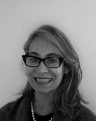 Photo of Denise Alves Froede, Psychotherapist, MA, MBACP