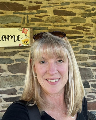 Photo of Gwyn Robinson, Licensed Professional Counselor, LPC