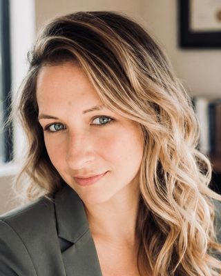 Photo of Ashley Roshea, Pre-Licensed Professional, LPC-IT