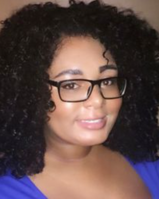 Photo of Kares Clarke, Clinical Social Work/Therapist, LCSW