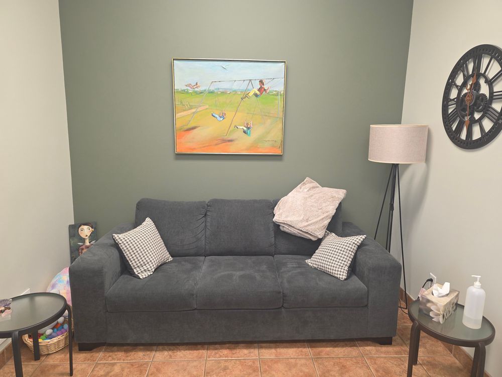 Located at the corner of Howard and Cabana this office space offers privacy and a safe space to share with a compassionate counsellor.