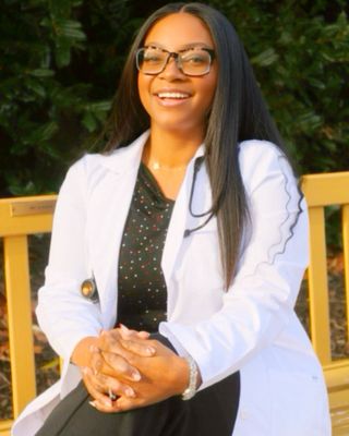 Photo of Robyn Manning - Rooted Integrative Psychiatry LLC, Psychiatric Nurse Practitioner, PMHNP