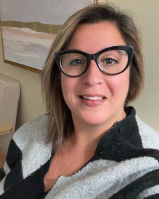 Photo of Julie Marie DeRose, Psychologist, BA, BEd, MC, RPsych